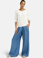 Smith & Soul White Raglan Sleeve "Palms" Pullover Jumper - Image 3 of 4