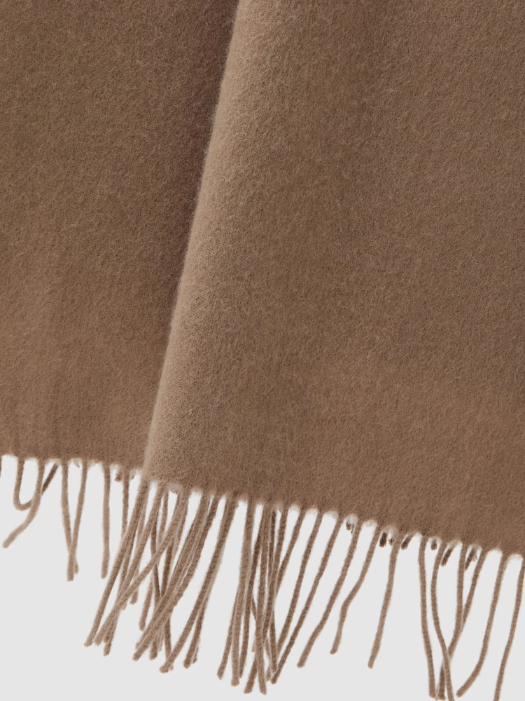 Reiss Camel Picton Wool and Cashmere Scarf - Image 5 of 5 Reiss Camel Picton Wool and Cashmere Scarf - Image 5 of 5