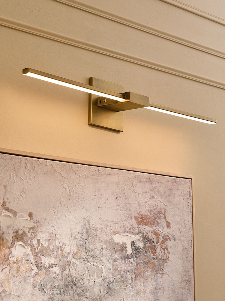 Brass Virginia Rechargeable Large Picture Light - Image 1 of 6 Brass Virginia Rechargeable Large Picture Light - Image 1 of 6