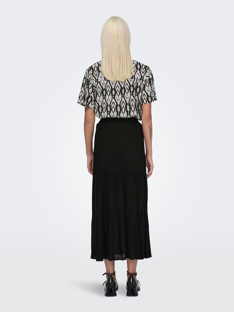 ONLY Black Maxi Tiered Skirt - Image 2 of 5