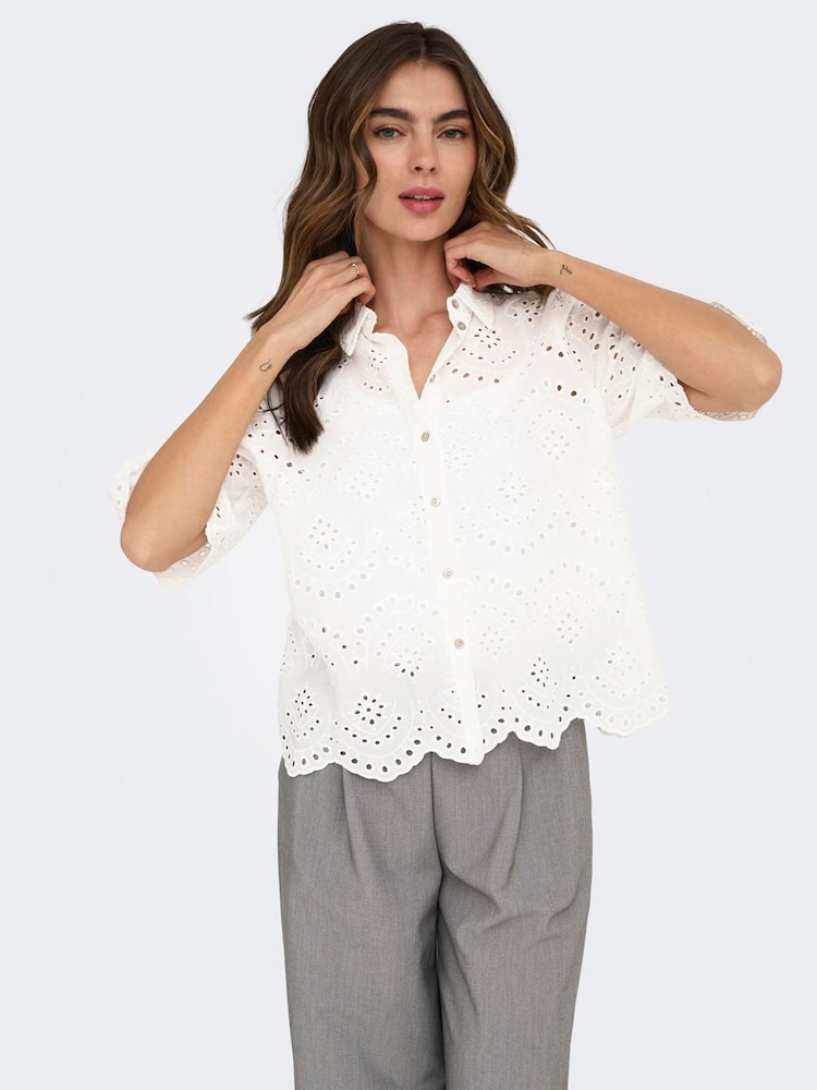 ONLY Short Sleeve Broderie Anglais Shirt - Obraz 1 z 6