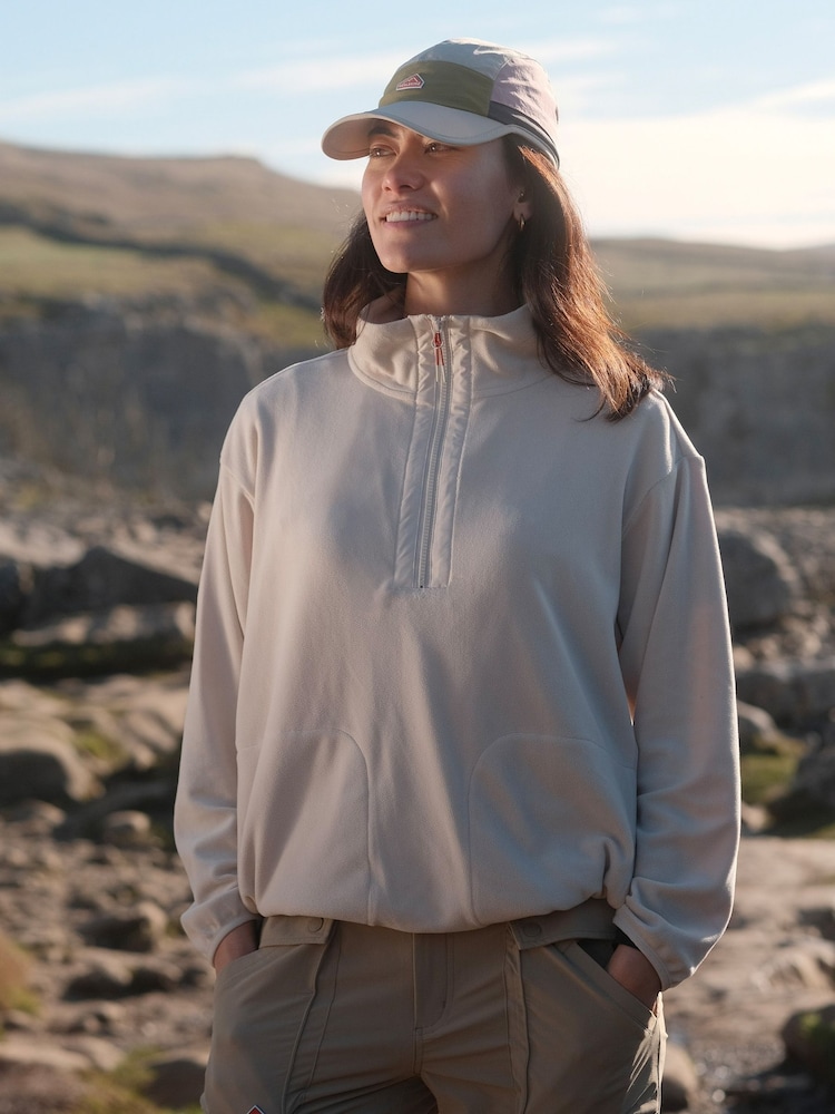 Sealskinz Cream Abbott Quarter Zip Fleece - Image 1 of 5