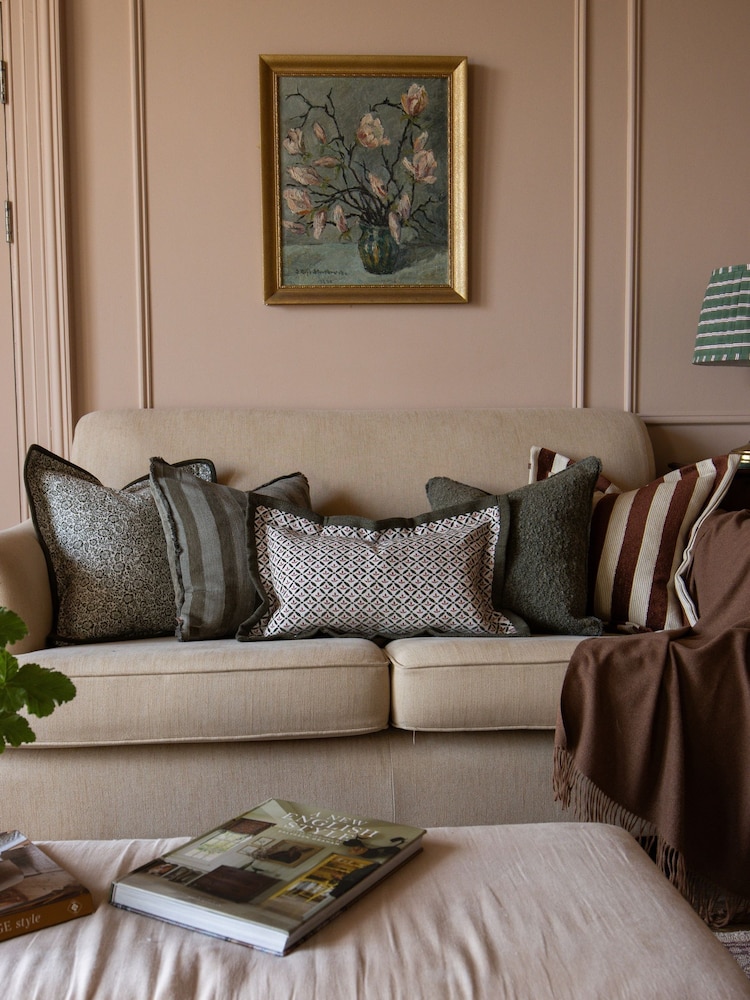 Ellenvale Interiors Olive Fleur Print Cushion Cover 50 X 30cm - Image 2 of 3