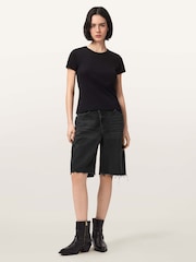 شورت بخصر متقاطع Aki من AllSaints - صورة 2 من 6