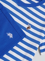 Azul - Conjunto de camiseta de cuello de pico de rayas y pantalones cortos deportivos de U.S. Polo Assn. - Imagen 7 de 7