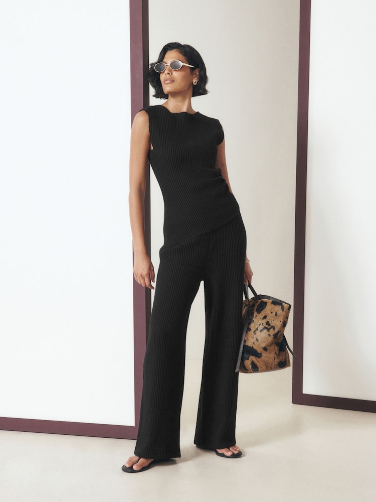 Black Ribbed Texture Wide Leg Trousers - Image 2 of 8 Black Ribbed Texture Wide Leg Trousers - Image 2 of 8