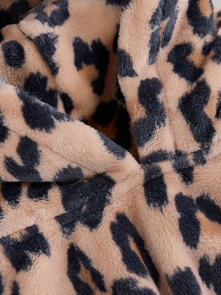 Animal Print Fleece Hooded Blanket (3-16yrs) - Image 4 of 4