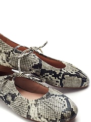 Moda in Pelle Grey Faydra Ruched Lace Up Mary Jane Shoes - Image 3 of 4