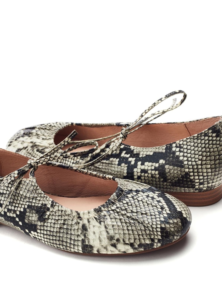 Moda in Pelle Grey Faydra Ruched Lace Up Mary Jane Shoes - Image 4 of 4 Moda in Pelle Grey Faydra Ruched Lace Up Mary Jane Shoes - Image 4 of 4