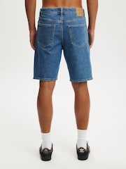 Asul - Cotton On Loose Straight Denim Shorts - Larawan 2 ng 6