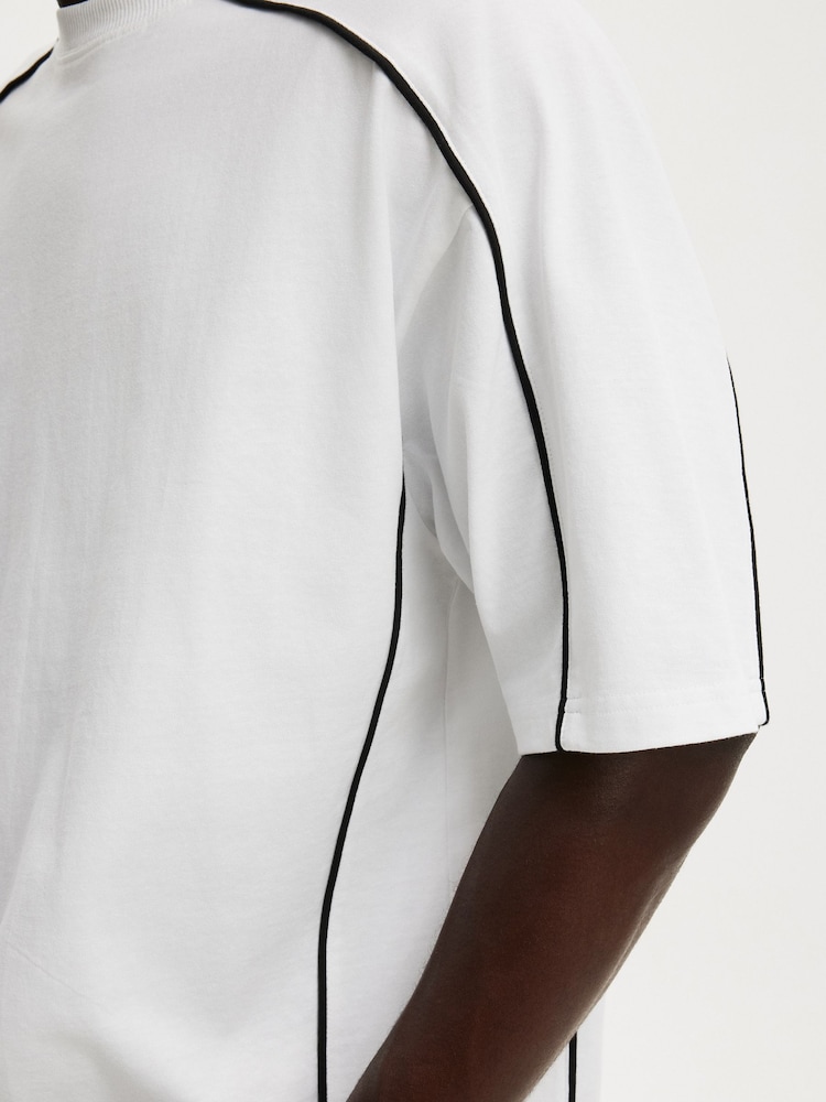 Cotton On White/Black Cropped Fit T-Shirt - Image 4 of 4 Cotton On White/Black Cropped Fit T-Shirt - Image 4 of 4