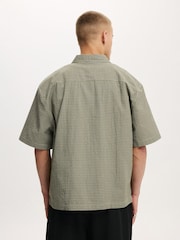 Grün - Cotton On Darcy Short Sleeve Shirt - Bild 2 von 5