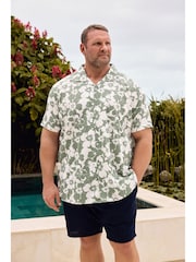 Zielony - BadRhino Big & Tall All Over Leaf Print Shirt - Obraz 1 z 3