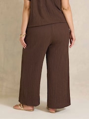 Braun - Evans Textured Jersey Wide Leg Trousers - Bild 3 von 5