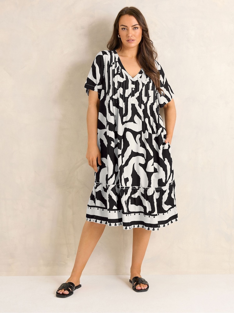 Evans Black Pintuck Frill Dress - Image 2 of 5 Evans Black Pintuck Frill Dress - Image 2 of 5