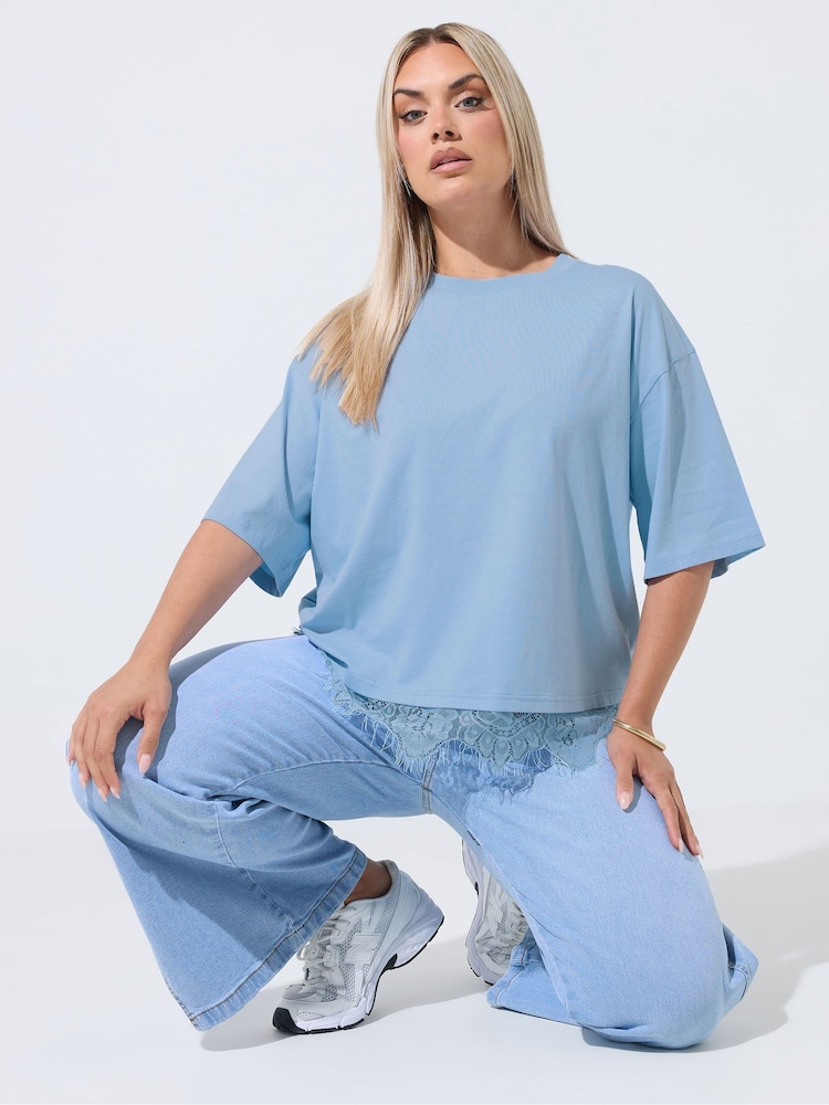 Azul claro - Yours Curve Limited Lace Hem Top - Imagen 1 de 6