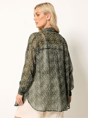 Yours Curve Green Animal Shirt - Image 3 of 5
