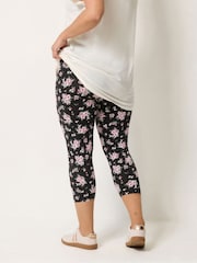 Yours Curve Black Floral Print Cropped Leggings 2 Pack - Image 4 of 8