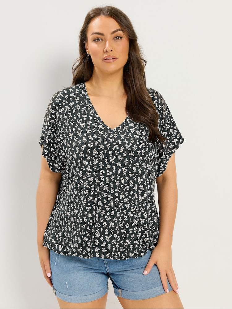 Yours Curve Black Elasticated Hem V-Neck Top - Image 1 of 6 Yours Curve Black Elasticated Hem V-Neck Top - Image 1 of 6