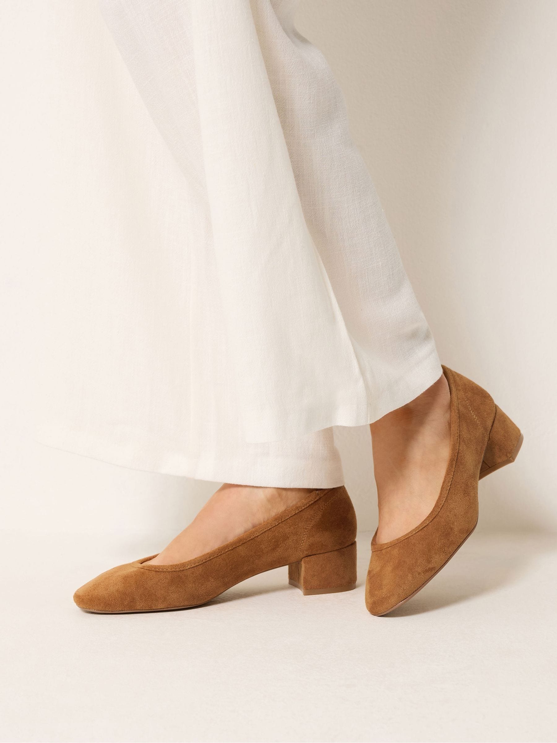 Long Tall Sally Women's Block Heel Ballerina Pumps In Standard Fit in Tan | Size: 9 - Image 3