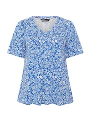 Yours Curve Blue Ditsy Pleated Swing Top - Image 5 of 5