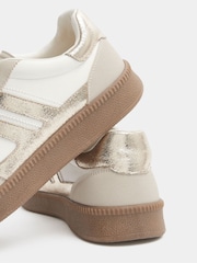 Weiß - Yours Curve E Wide Fit Side Stripe Lace Up Trainers - Bild 5 von 5