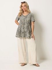 Yours Curve Brown Leopard Print Button Front Swing Top - Image 4 of 6