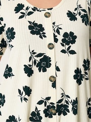 Yours Curve Cream Button Front Swing Top - Image 4 of 5