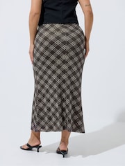 Yours Curve Brown Limited Check Mesh Fishtail Skirt - Image 3 of 5