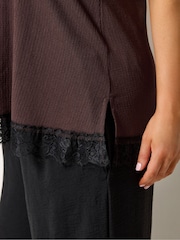Yours Curve Black Lace Trim Textured Vest - Image 4 of 5