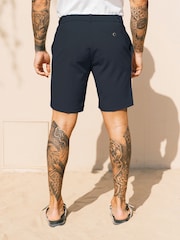 Blau - MAUVAIS Aster Tailored Stretch Slim Fit Shorts - Bild 3 von 6