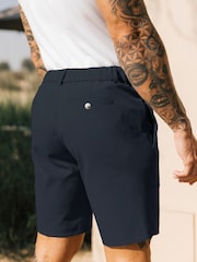 Blau - MAUVAIS Aster Tailored Stretch Slim Fit Shorts - Bild 4 von 6
