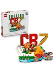 LEGO Special Edition S 2026 43012 Footballer Celebration Ronaldo - Image 1 of 8