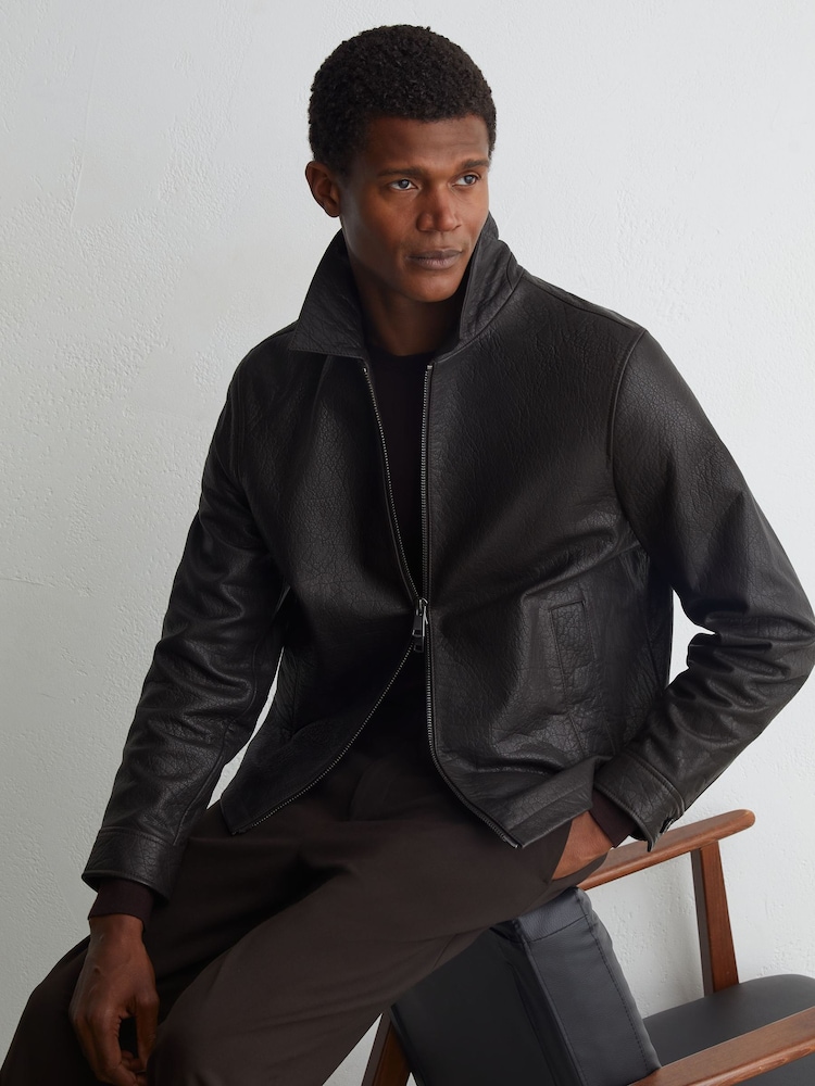 Σκούρο καφετί - Reiss Ortega Leather Collared Zip-Through Jacket - Εικόνα 1 του 8 Σκούρο καφετί - Reiss Ortega Leather Collared Zip-Through Jacket - Εικόνα 1 του 8