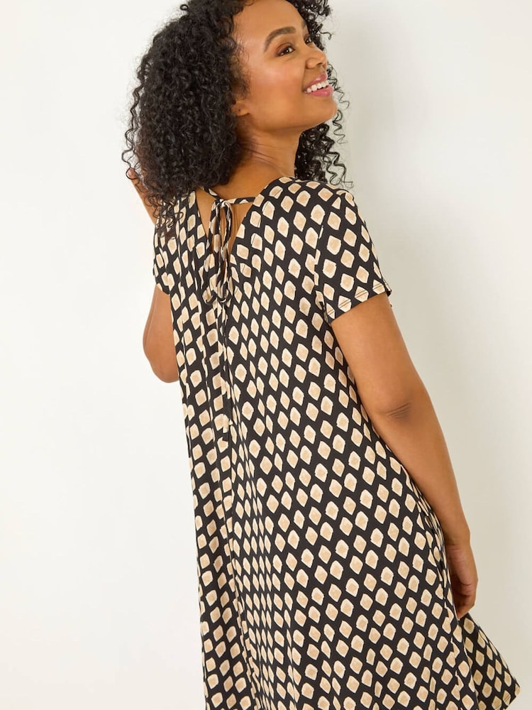 Roman Black Petite Print V-Neck Swing Pocket Dress - Image 1 of 5