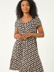 Roman Black Petite Print V-Neck Swing Pocket Dress - Image 4 of 5