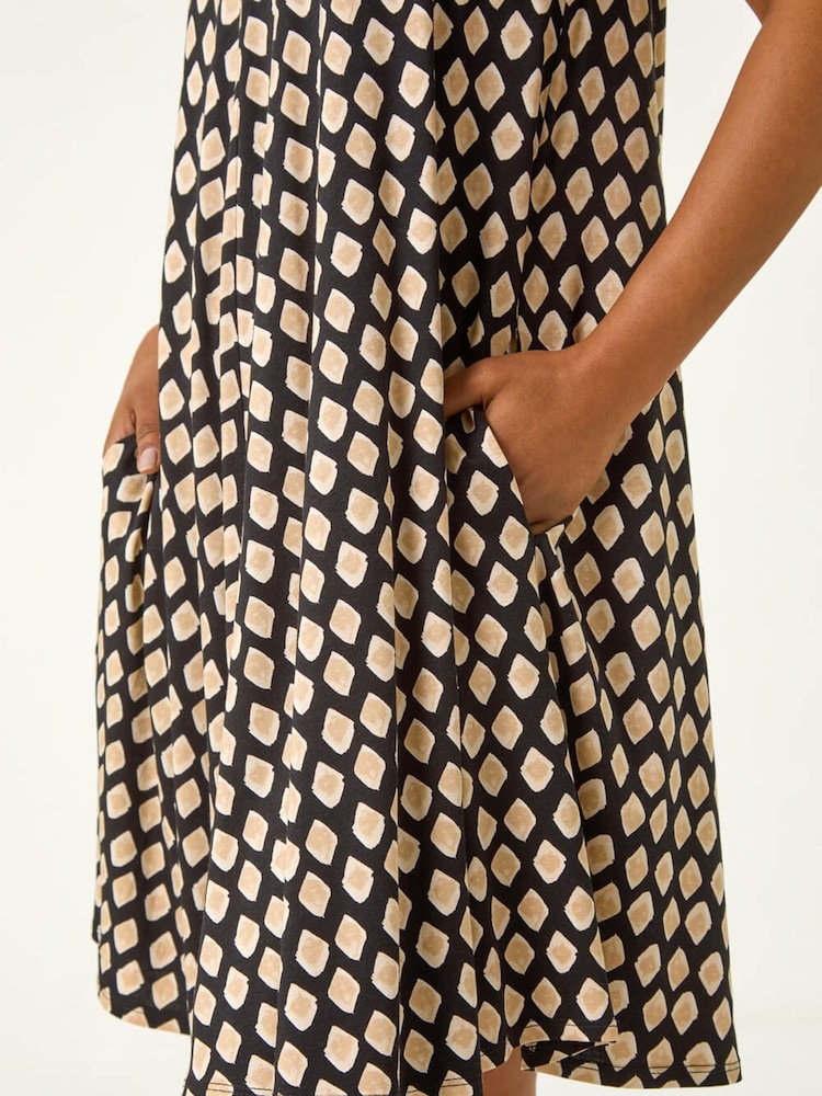Roman Black Petite Print V-Neck Swing Pocket Dress - Image 5 of 5