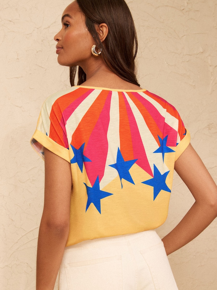 Love & Roses Yellow Star Print Petite Crew Neck Jersey T-Shirt - Image 4 of 4 Love & Roses Yellow Star Print Petite Crew Neck Jersey T-Shirt - Image 4 of 4