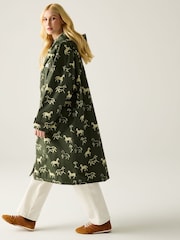 Regatta Green Oversized Waterproof Borg Fleece Lined Changing Coat - Image 4 of 9