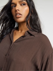 Simply Be Brown Oversized Crinkle Shirt - Image 4 of 4