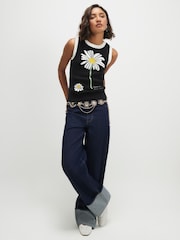 River Island Black Sleeveless Daisy Knitted Tank Top - Image 2 of 4