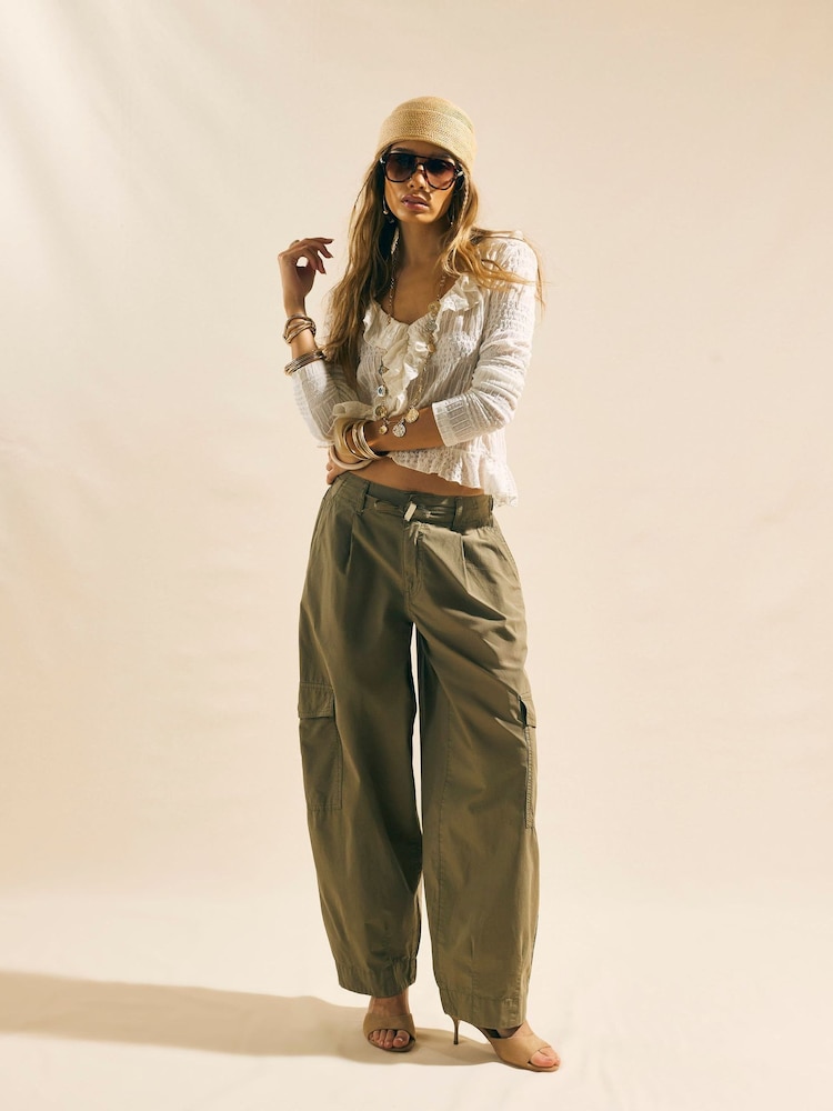 River Island Cream Long Sleeve Ruffle Peplum Top - Image 4 of 4