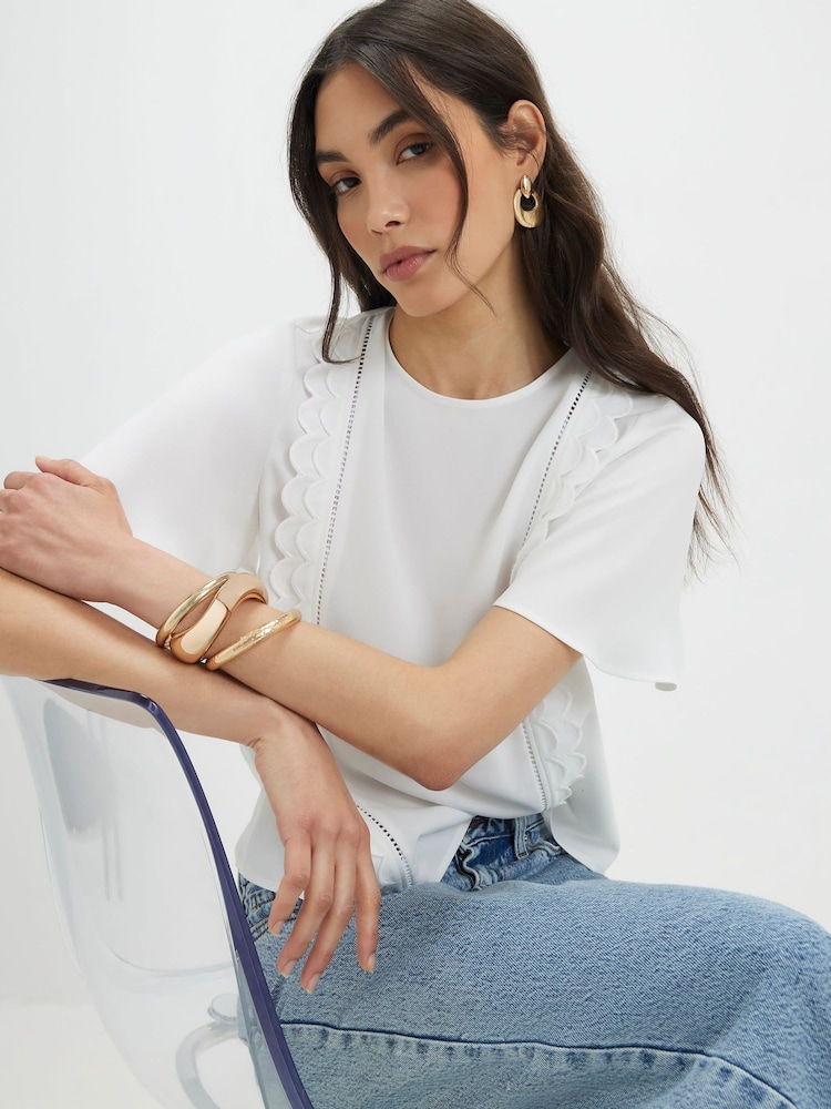 River Island White Scallop Detail T-Shirt - Image 4 of 4 River Island White Scallop Detail T-Shirt - Image 4 of 4