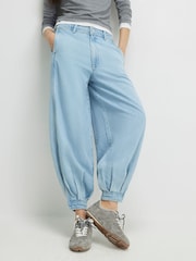 River Island Blue Soft Denim Pleated Balloon Jeans - Image 2 of 4