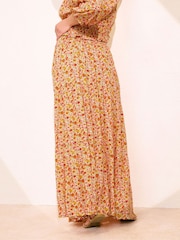 PixieGirl Petite Ditsy Floral Tiered Maxi Skirt - Image 2 de 7