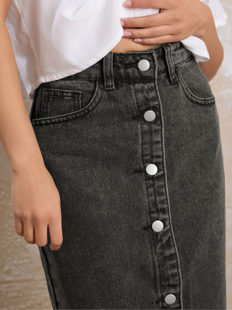 PixieGirl Petite Denim Midi Skjørt Med Knapper - Bilde 4 av 4