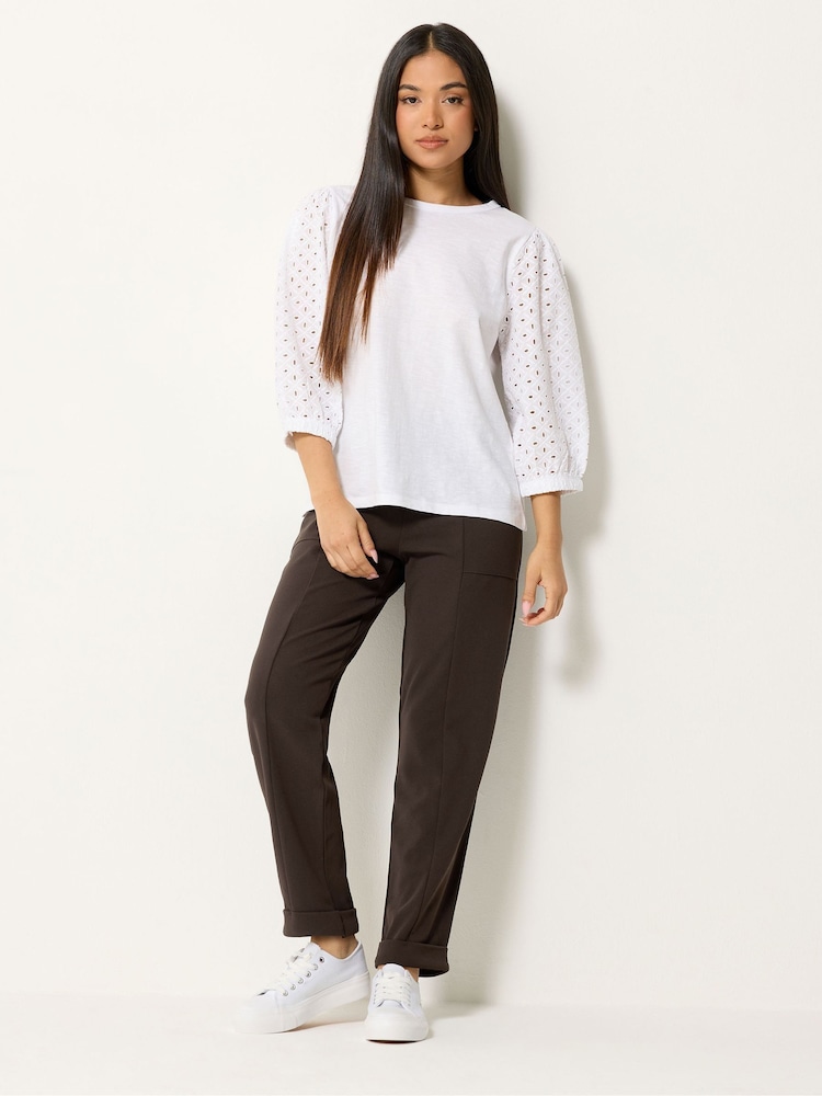 M&Co Petite Carpenter Tapered Trouser - Imagen 2 de 4