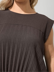 Yours Curve Brown London Pleated Top & Trousers Set - Image 4 of 6