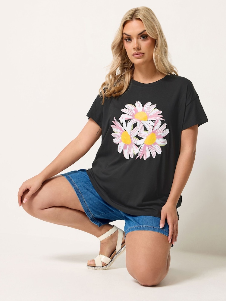 Yours Curve Black Placement Print Core T-Shirt - Image 1 of 5