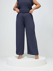 Yours Curve Blue London Pleated Top & Trousers Set - Image 5 of 6